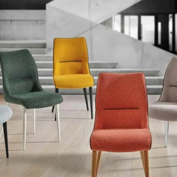 Silla-bea-tapizadas Silla Bea patas metálicas