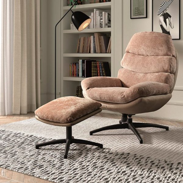 Butaca Cádiz en beige con pie giratorio negro y reposapies Butaca Cádiz en beige con pie giratorio negro y reposapies