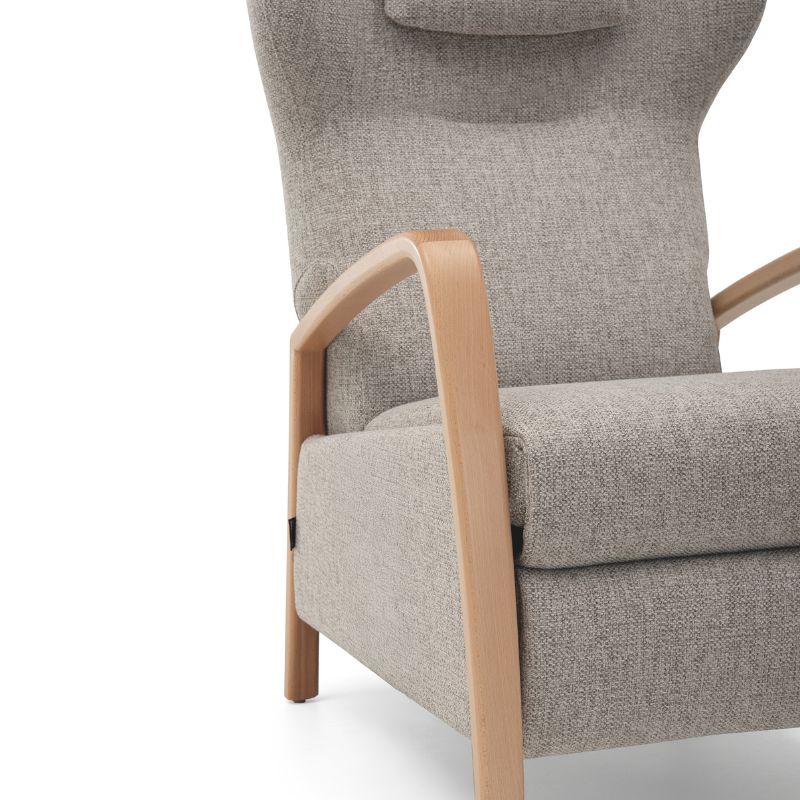 Relax eden en gris con estructura de madera