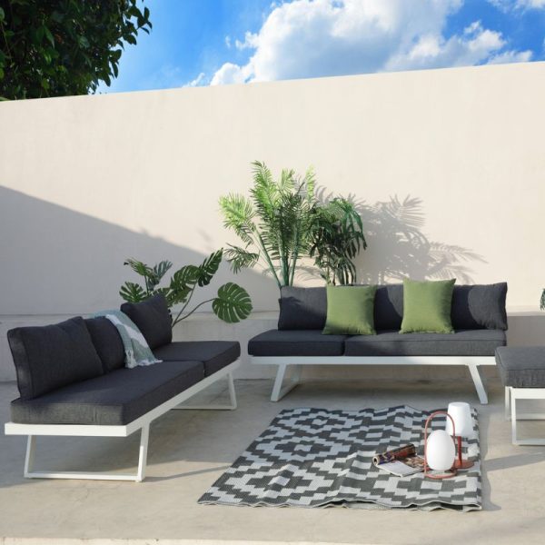 Set de muebles de exterior Levante para jardín y terraza. Conjunto de sofás y mesa
