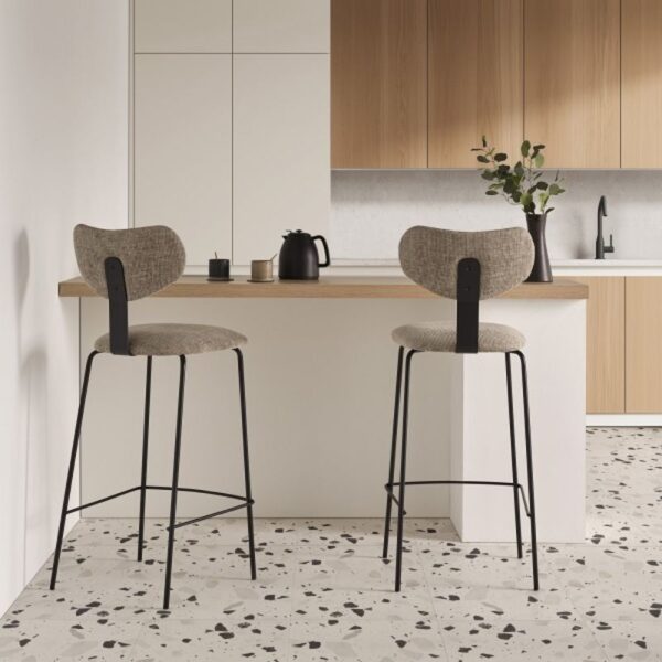 taburete-lima-beige-pata-metal-ambiente-cocina Taburete Lima patas metálicas